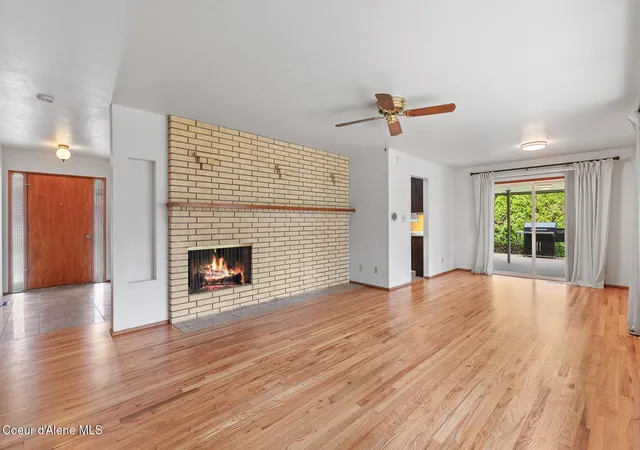 5th image of 503 W Vista Dr, Coeur D Alene, ID 83815 | MLS# 26-2573