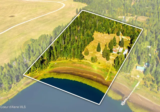 Photo 2 of Single family home for sale at 362 Winding Way, Sandpoint, ID 83864 | MLS# 26-2542 | Listing updated on 2026-06-12