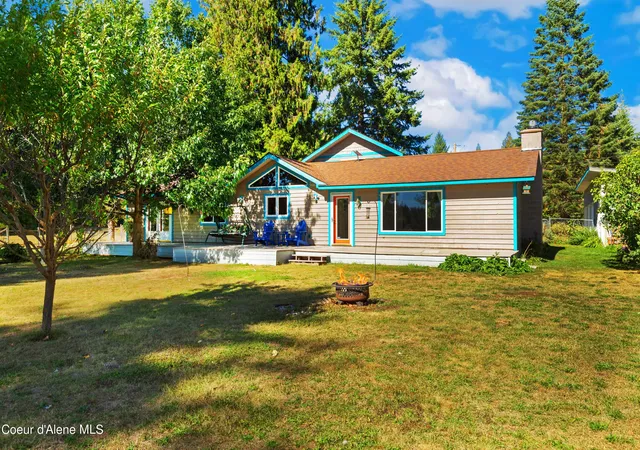Photo 3 of Single family home for sale at 362 Winding Way, Sandpoint, ID 83864 | MLS# 26-2542 | Listing updated on 2026-06-12