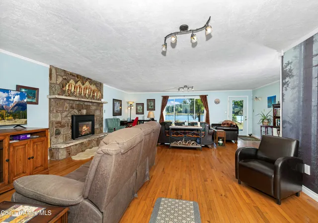 Photo 4 of Single family home for sale at 362 Winding Way, Sandpoint, ID 83864 | MLS# 26-2542 | Listing updated on 2026-06-12