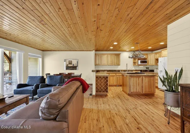 Photo 3 of Single family home for sale at 33885 N Moonbeam Ct, Bayview, ID 83803 | MLS# 26-2556 | Listing updated on 2026-05-08