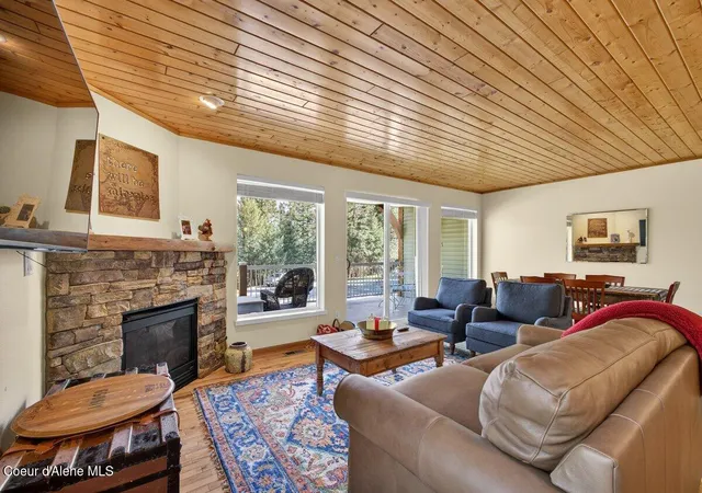 Photo 3 of Single family home for sale at 33885 N Moonbeam Ct, Bayview, ID 83803 | MLS# 26-2556 | Listing updated on 2026-05-08