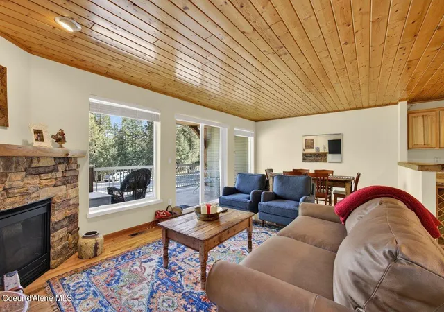 Photo 4 of Single family home for sale at 33885 N Moonbeam Ct, Bayview, ID 83803 | MLS# 26-2556 | Listing updated on 2026-05-08
