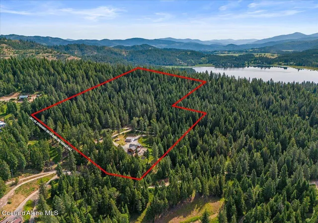 3rd image of 21807 E Doyle Rd, Cataldo, ID 83810 | MLS# 26-2654