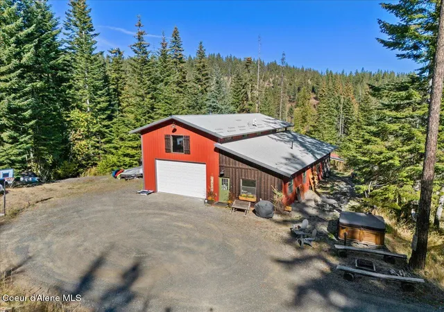4th image of 8485 W Sausser Dr, Coeur D Alene, ID 83814 | MLS# 26-2802