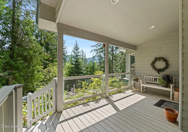Photo 3 of Single family home for sale at 38 S Quail Run, Sandpoint, ID 83864 | MLS# 26-2755 | Listing updated on 2026-05-08