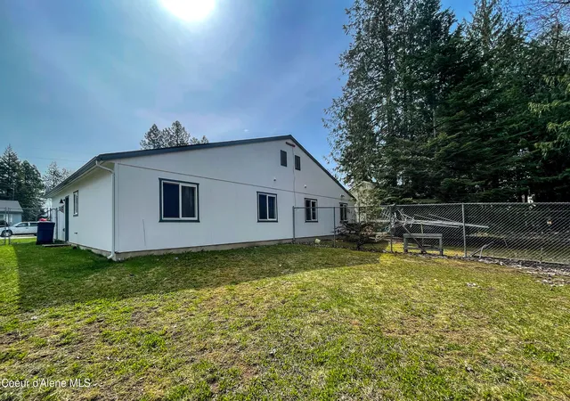 2nd image of 901 903 Hickory Glen Ave, Sandpoint, ID 83864 | MLS# 26-3028