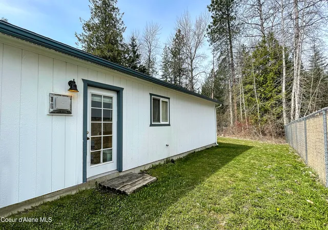 40th image of 901 903 Hickory Glen Ave, Sandpoint, ID 83864 | MLS# 26-3028