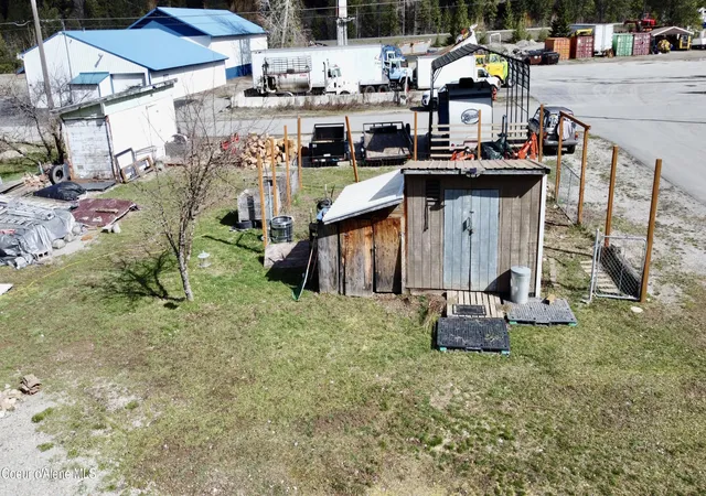 5th image of 704 W Yellowstone Ave, Osburn, ID 83849 | MLS# 26-2995