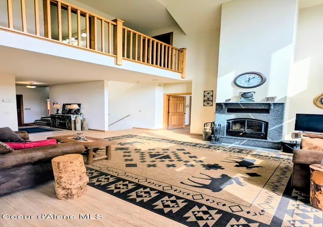 Homes for sale in Naples, ID | 845 Cougar Rd, Naples, ID 83847 | MLS# 26-2929