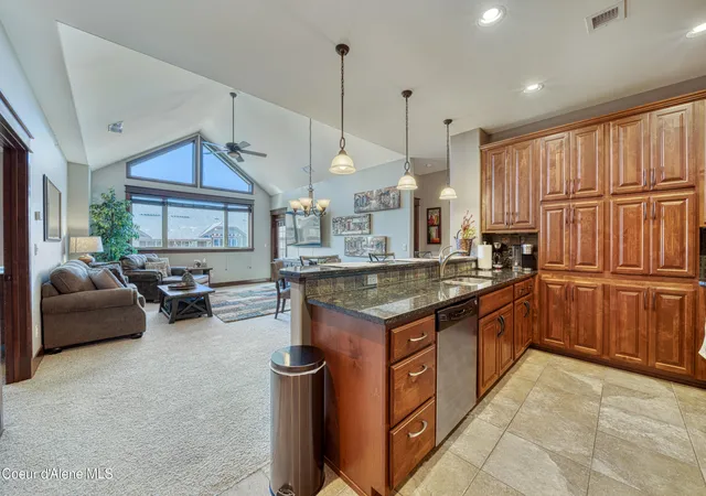 2nd image of 2051 N Main St #314, Coeur D Alene, ID 83814 | MLS# 26-2933