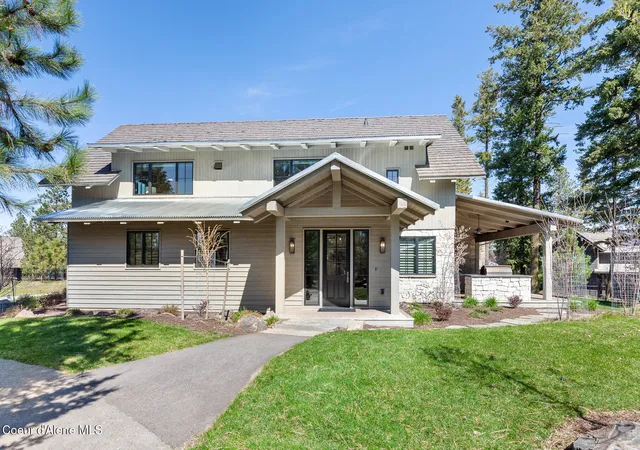 Homes for sale in Harrison, ID | 7100 S Gozzer Rd, Harrison, ID 83833 | MLS# 26-2968