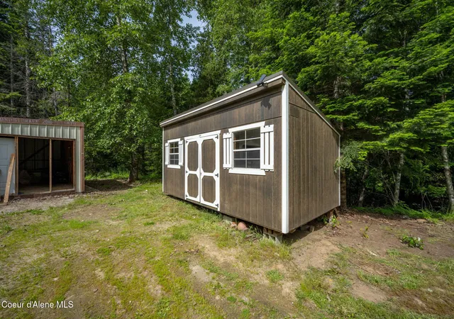 Homes for sale in Sandpoint, ID | 963 Upper Samuels Rd, Sandpoint, ID 83864 | MLS# 26-6294