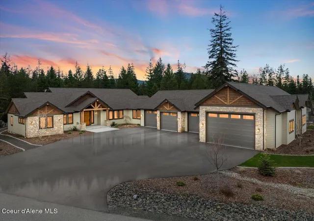 Photo 1 of Sale Pending at 3544 E Winray Dr, Hayden, ID 83835 | MLS# 26-3207 | Listing updated on 2026-09-24