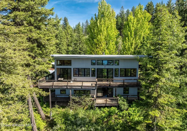 Homes for sale in Harrison, ID | 3463 E Sunset Dr, Harrison, ID 83833 | MLS# 26-3173