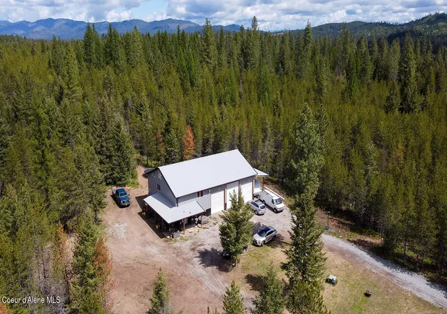 Photo 3 of Single family home for sale at 365 Jacks Pl, Oldtown, ID 83822 | MLS# 26-3442 | Listing updated on 2026-09-05