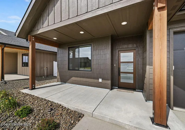Homes for sale in Rathdrum, ID | 13379 N Bale St, Rathdrum, ID 83858 | MLS# 26-3353