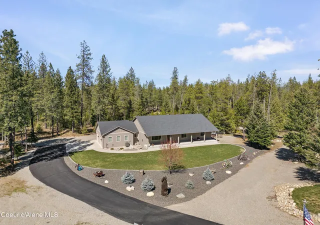 Homes for sale in Spirit Lake, ID | 1657 W Hwy 54, Spirit Lake, ID 83869 | MLS# 26-3349