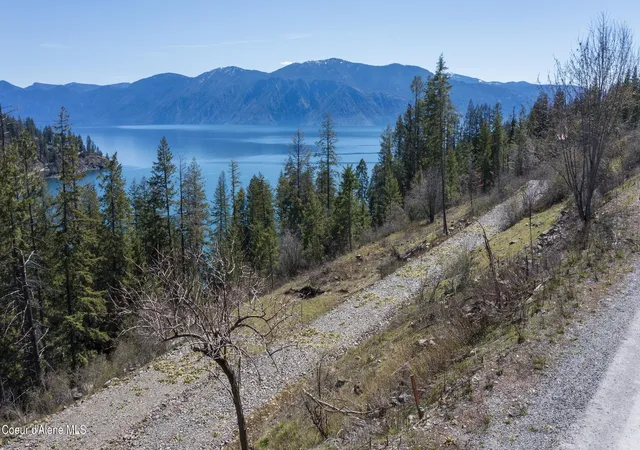 2nd image of 577 Midas Dr, Sagle, ID 83860 | MLS# 26-3516