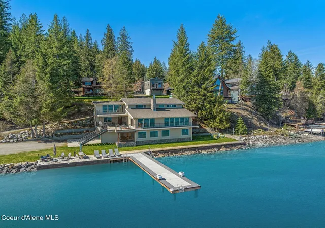 Photo 1 of Single family home for sale at 2537 Lakeshore Dr, Sagle, ID 83860 | MLS# 26-3337 | Listing updated on 2026-08-19