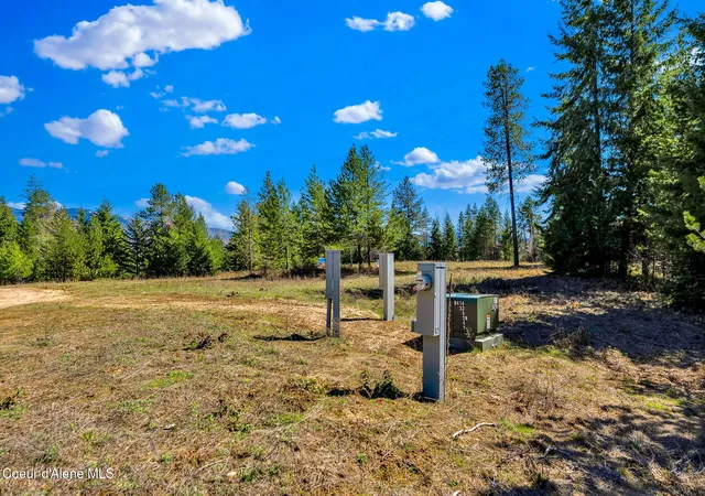 5th image of Nka Otter Ln, Naples, ID 83847 | MLS# 26-3402