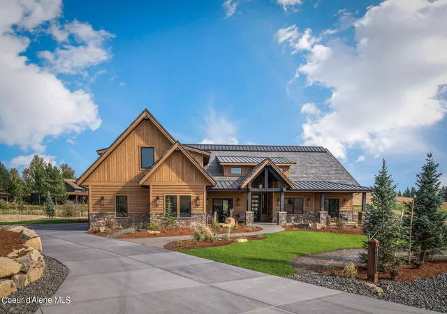 Photo 1 of Single family home for sale at 17056 S Lazurite Dr, Coeur D Alene, ID 83814 | MLS# 26-3362 | Listing updated on 2026-05-08