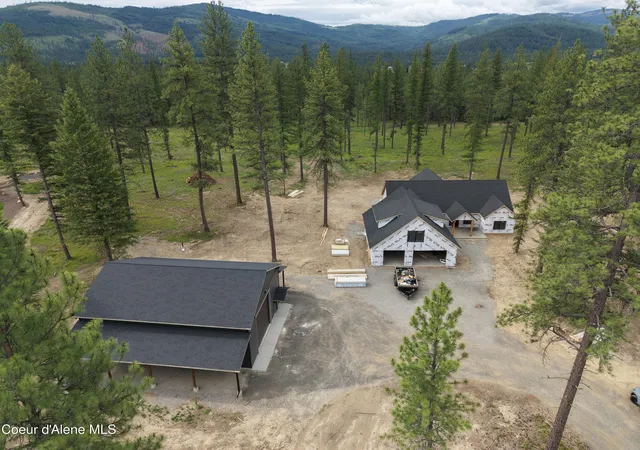 Homes for sale in Blanchard, ID | 102 Wallace Ln, Blanchard, ID 83804 | MLS# 26-3381