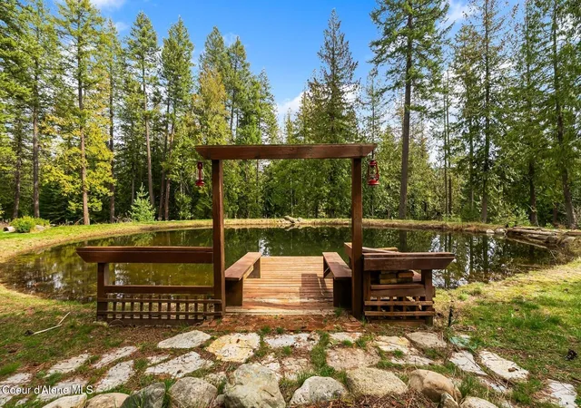 Photo 3 of Single family home for sale at 177 Hawkins Spur Rd, Sagle, ID 83860 | MLS# 26-3389 | Listing updated on 2026-05-08