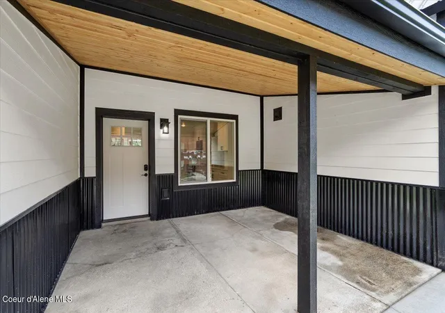 3rd image of 326 Park St, Mullan, ID 83846 | MLS# 26-3436