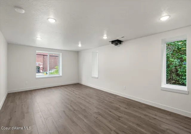 5th image of 326 Park St, Mullan, ID 83846 | MLS# 26-3436