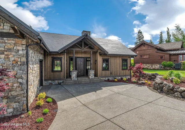 4th image of 18002 S Kimberlite Dr (#35), Coeur D Alene, ID 83814 | MLS# 26-3523