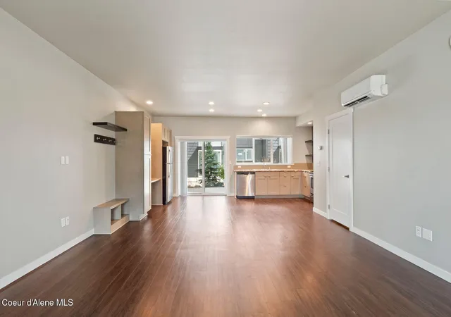 5th image of 303 S Felts Rd, Spokane Valley, WA 99206 | MLS# 26-3671