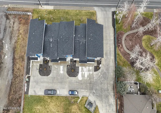 Photo 4 of Sale Pending at 12402 E Broadway Ave, Spokane Valley, WA 99216 | MLS# 26-3670 | Listing updated on 2026-07-20