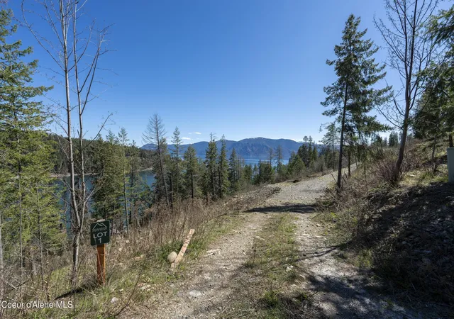 4th image of 511 Midas Dr, Sagle, ID 83860 | MLS# 26-3715