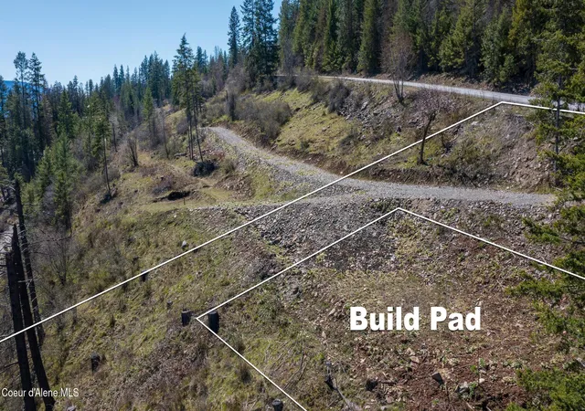 5th image of 511 Midas Dr, Sagle, ID 83860 | MLS# 26-3715
