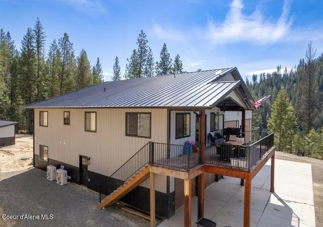 3rd image of 3835 Pinecreek Rd, Pinehurst, ID 83850 | MLS# 26-3807