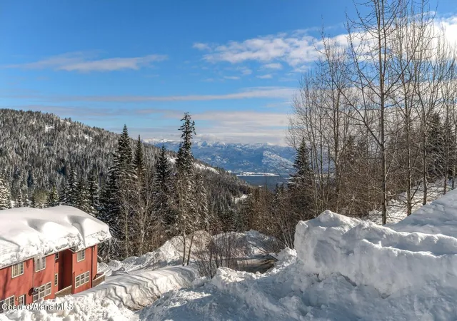 Homes for sale in Sandpoint, ID | 515 Northwest Passage #17, Sandpoint, ID 83864 | MLS# 26-6446