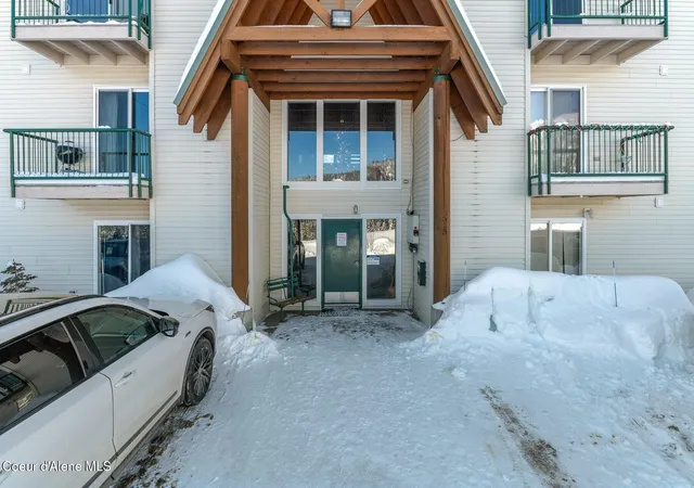 Homes for sale in Sandpoint, ID | 515 Northwest Passage #17, Sandpoint, ID 83864 | MLS# 26-6446