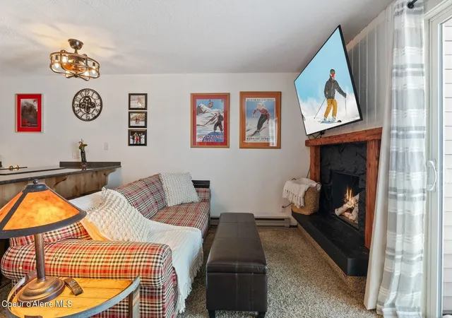 Homes for sale in Sandpoint, ID | 515 Northwest Passage #17, Sandpoint, ID 83864 | MLS# 26-6446