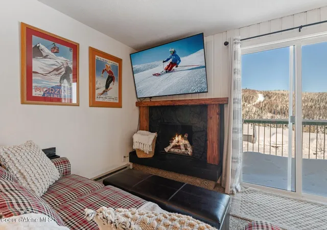 Homes for sale in Sandpoint, ID | 515 Northwest Passage #17, Sandpoint, ID 83864 | MLS# 26-6446