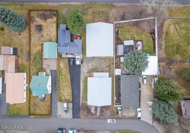 4th image of 807 E Garden Ave, Osburn, ID 83849 | MLS# 26-3894