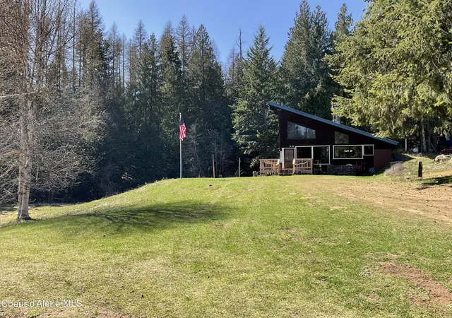 Homes for sale in Naples, ID | 90 & 111 Christmas Ln, Naples, ID 83847 | MLS# 26-3987