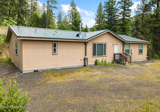 4th image of 4304 S Elk Rd, Harrison, ID 83833 | MLS# 26-5778