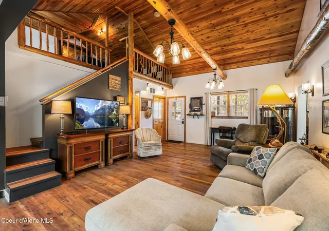 Homes for sale in Bonners Ferry, ID | 5634 Moyie River Rd, Bonners Ferry, ID 83805 | MLS# 26-4755