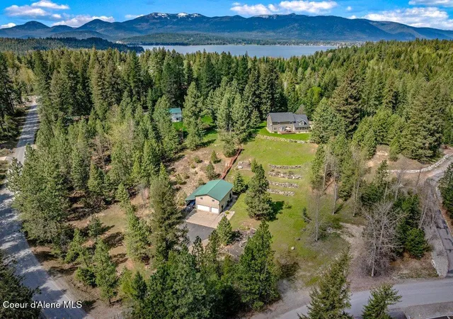 4th image of 405 Brisboys Rd, Sagle, ID 83860 | MLS# 26-4135