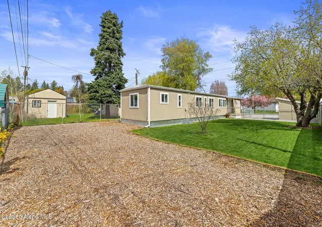 Homes for sale in Coeur D Alene, ID | 2907 N Howard St, Coeur D Alene, ID 83815 | MLS# 26-4176