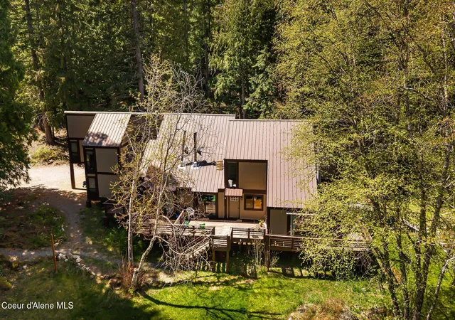 Homes for sale in Sandpoint, ID | 140 Snowgoose Ln #UNIT 3, Sandpoint, ID 83864 | MLS# 26-4309