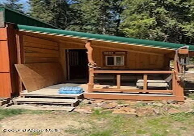 Homes for sale in Bayview, ID | 161 E Kamloop Ave E, Bayview, ID 83803 | MLS# 26-4345