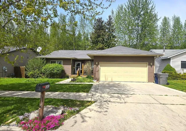 Homes for sale in Sandpoint, ID | 1305 Honeysuckle Ave, Sandpoint, ID 83864 | MLS# 26-4395