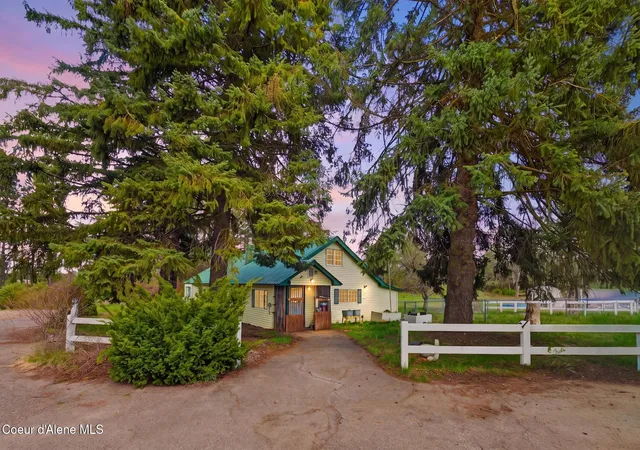 2nd image of 114 Bayview Rd, Athol, ID 83801 | MLS# 26-4648